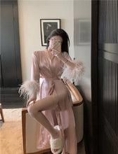 Load image into Gallery viewer, Silk Chic Feather Casual Home Robes for Women